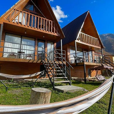Twin Cottages Kazbegi Stepantsminda Exterior foto
