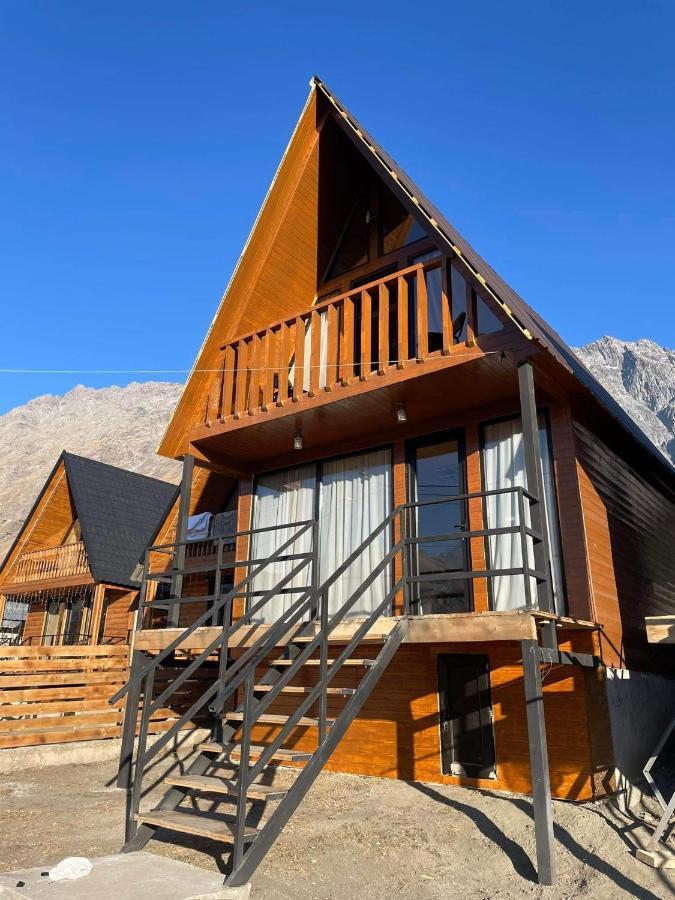 Twin Cottages Kazbegi Stepantsminda Exterior foto