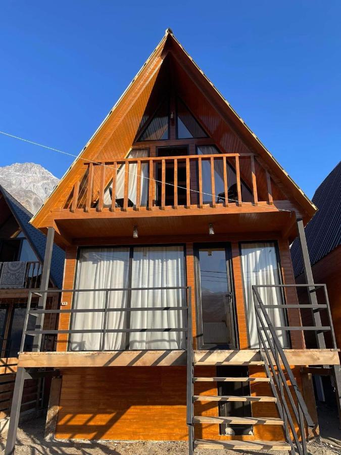 Twin Cottages Kazbegi Stepantsminda Exterior foto