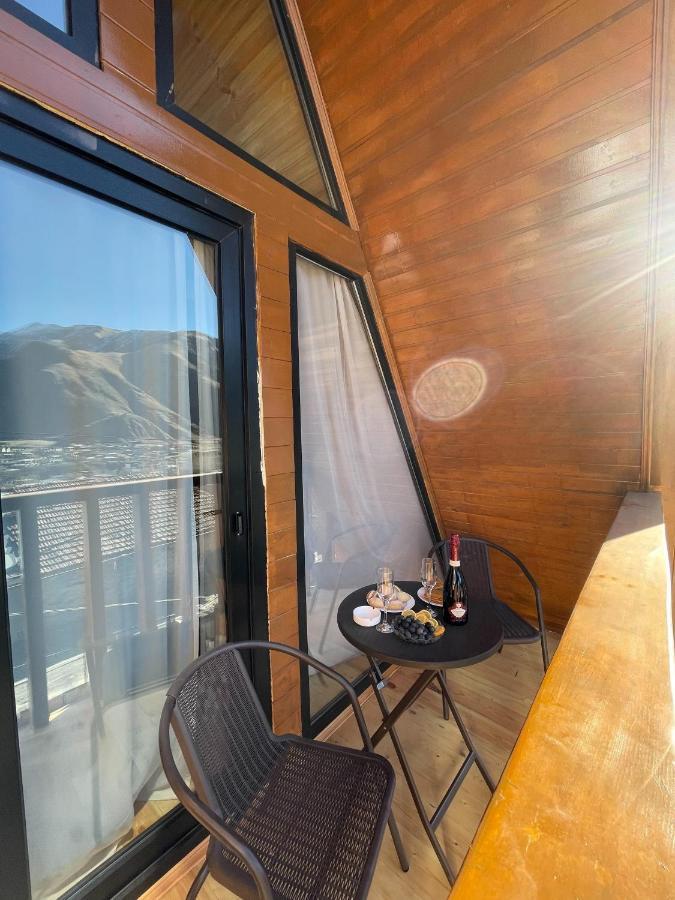 Twin Cottages Kazbegi Stepantsminda Exterior foto